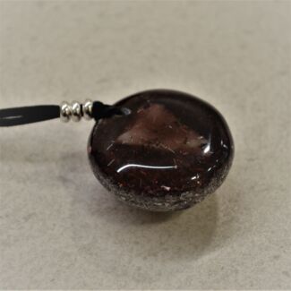 Orgonite pendant Burgundy