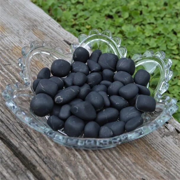 Rodado Shungita paara agua 